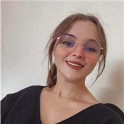 Cour de soutien scolaire et aide au devoirs